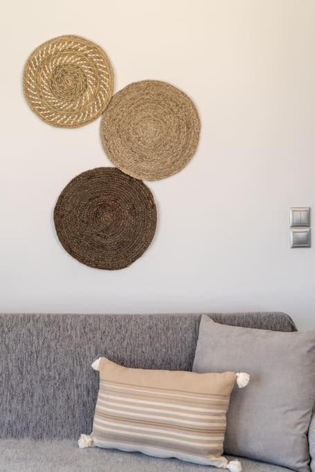 In The Heart Of Fira & Free Pool - Nychteri Suite Εξωτερικό φωτογραφία